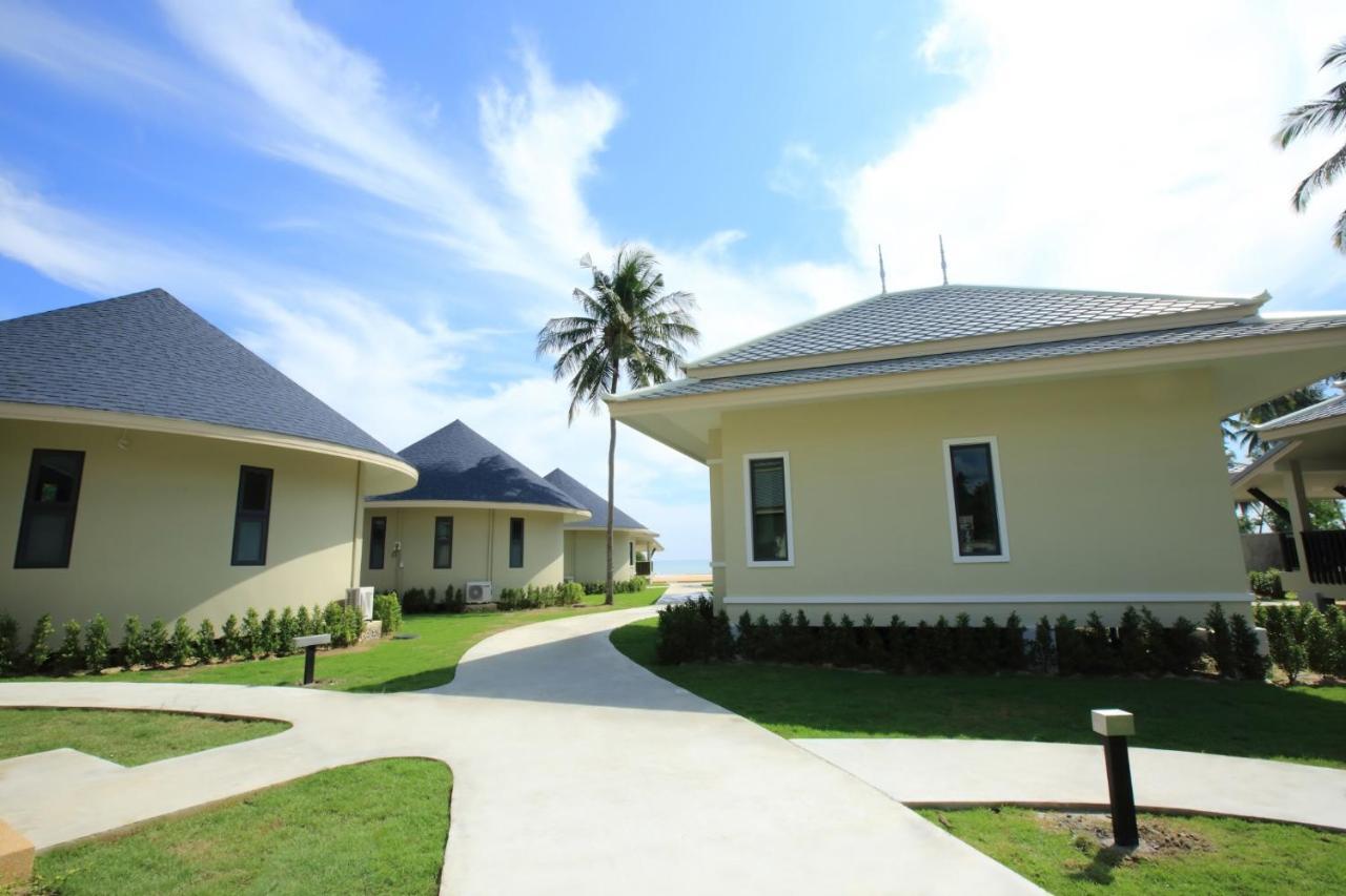 Wis Beach Khanom Buitenkant foto