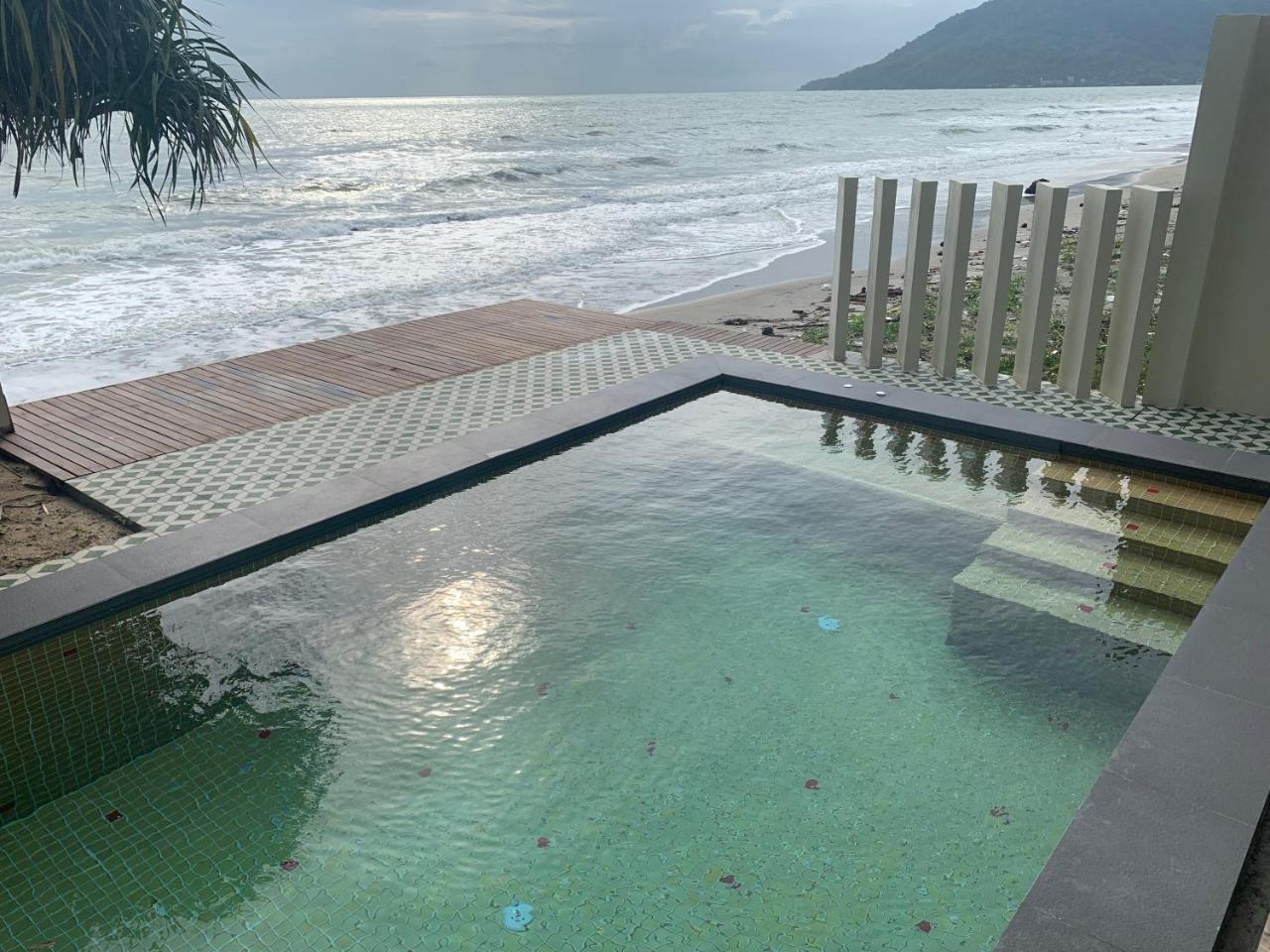 Wis Beach Khanom Buitenkant foto