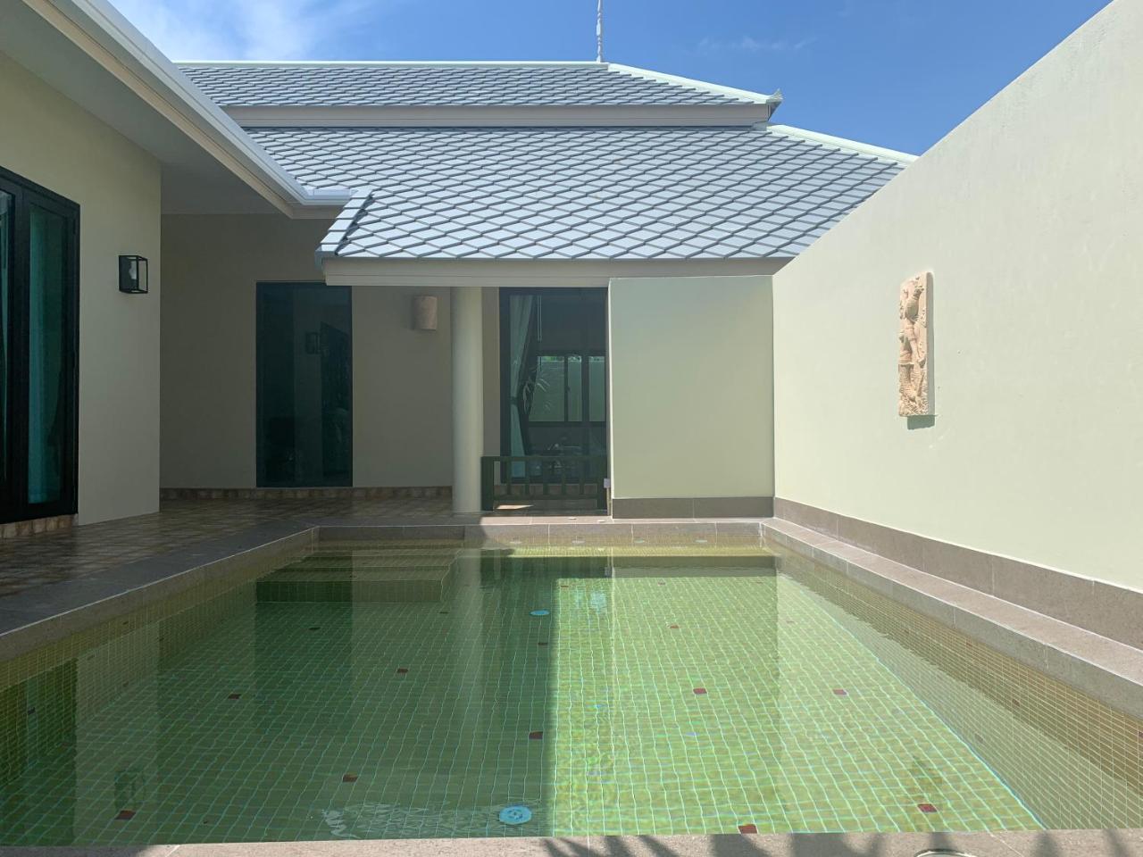 Wis Beach Khanom Buitenkant foto
