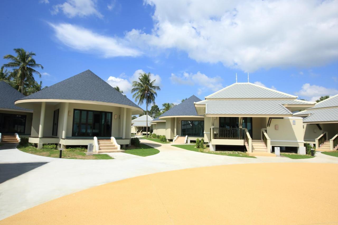 Wis Beach Khanom Buitenkant foto